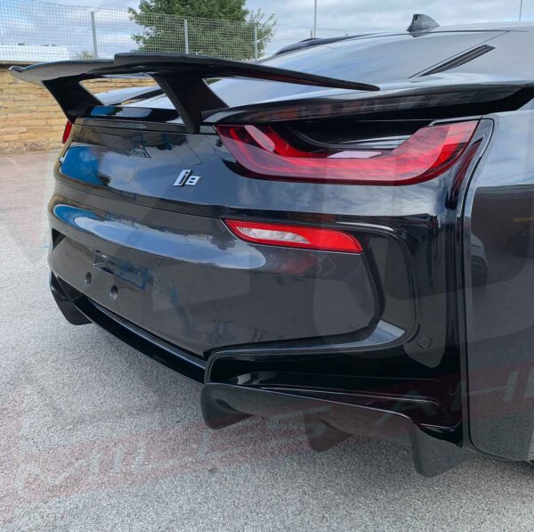 BMW I8 2014-2019 rear diffuser valance FRP