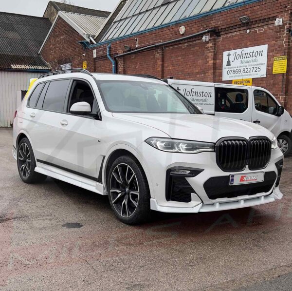 BMW X7 2019-2020 G07 body kit carbon fiber look front splitter diffuser side skirts spoilers