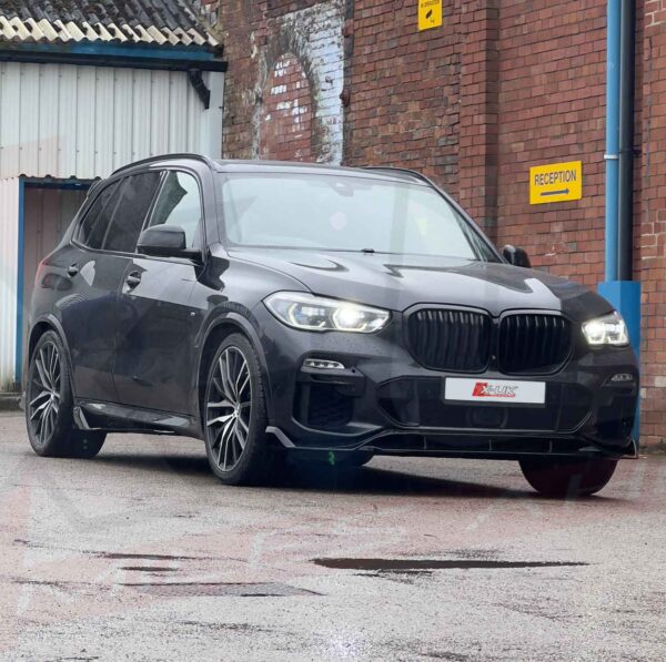 BMW X5 G05 2018-2021 M Performance gloss black body kit