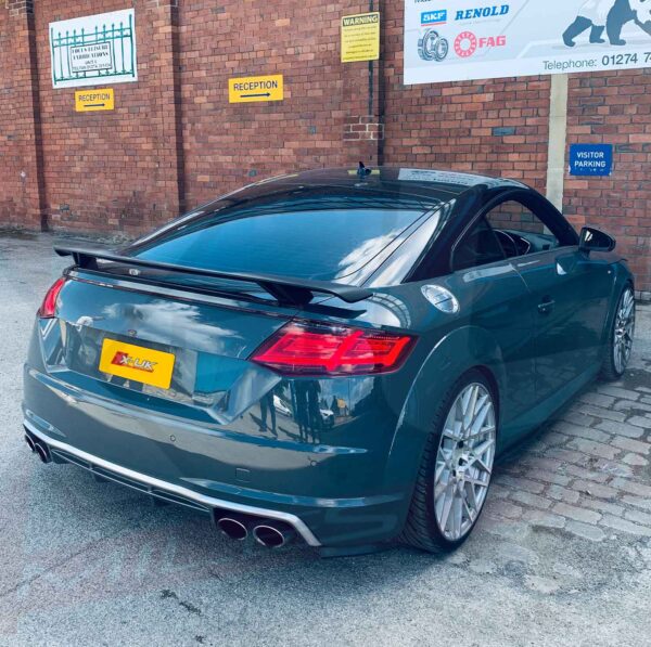 Audi TT TTS 2014-2018 MK3 to TTRS style gloss black rear spoiler wing