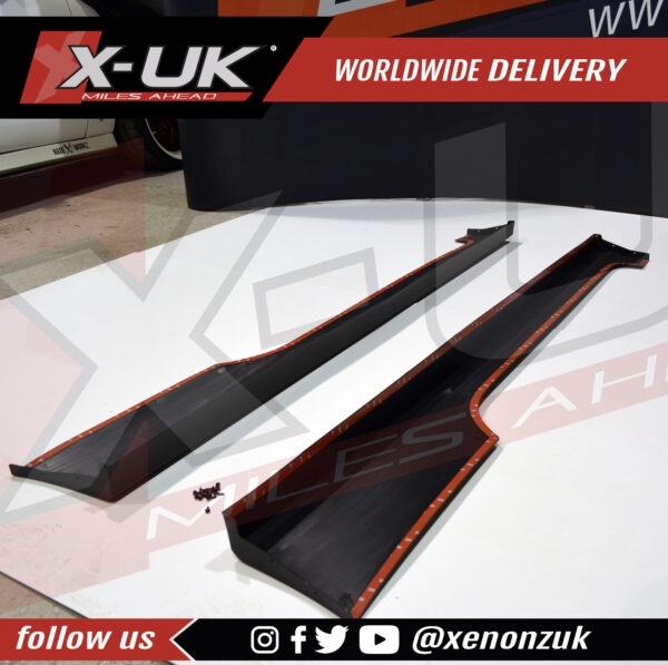 Audi TT TTS 2006-2014 MK2 to TTRS style side skirts valance