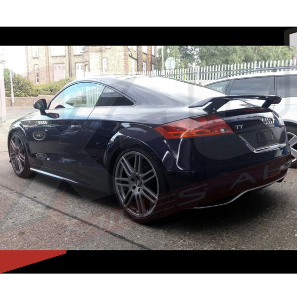 Audi TT TTS 2006-2014 MK2 to TTRS style side skirts valance