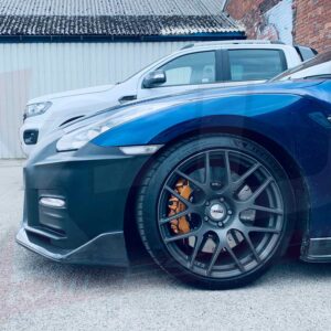 nissan GTR R35 Nismo style body kit conversion